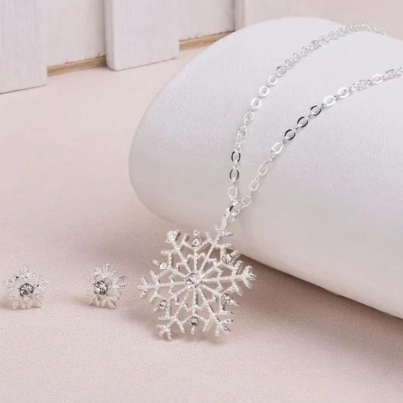 3pcs/set Fashion Christmas Silver Snowflake Necklace Stud Earrings - Picture 1 of 15